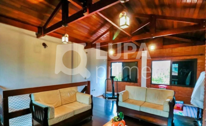Imagem Casa com 3 Quartos à Venda, 250 m² em Tucuruvi - São Paulo Imagem Casa com 3 Quartos à Venda, 250 m² em Tucuruvi - São Paulo