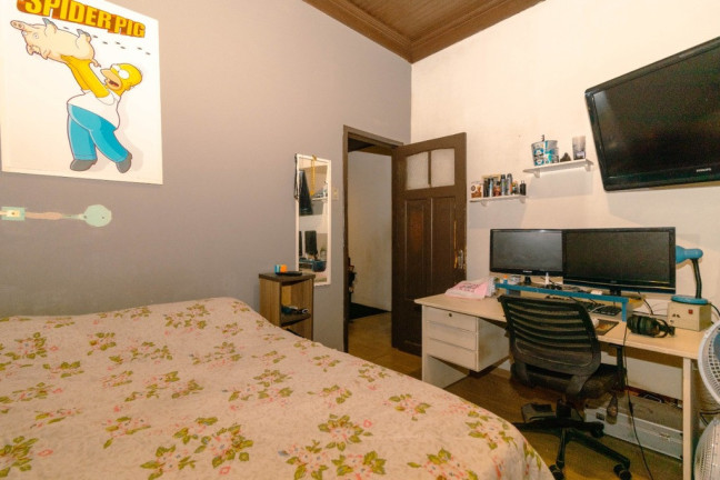 Imagem Casa com 3 Quartos à Venda, em Cidade Baixa - Porto Alegre Imagem Casa com 3 Quartos à Venda, em Cidade Baixa - Porto Alegre