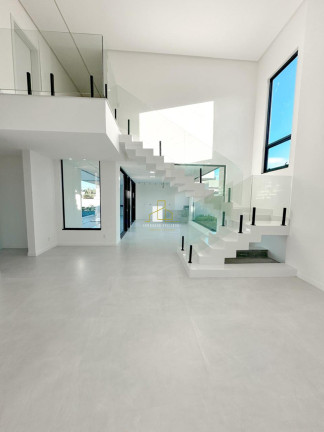 Imagem Casa com 5 Quartos à Venda, 595 m² em Interlagos - Vila Velha