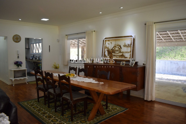 Imagem Casa com 4 Quartos à Venda, 269 m² em Região De Capivari - Campos Do Jordão Imagem Casa com 4 Quartos à Venda, 269 m² em Região De Capivari - Campos Do Jordão