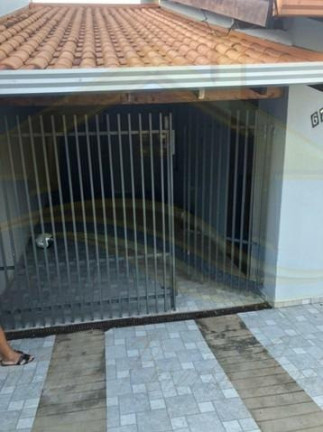 Imagem Casa com 3 Quartos à Venda, 134 m² em Pacaembu - Londrina Imagem Casa com 3 Quartos à Venda, 134 m² em Pacaembu - Londrina