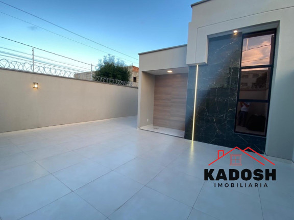 Imagem Casa com 3 Quartos à Venda, 200 m² em Sim - Feira De Santana Imagem Casa com 3 Quartos à Venda, 200 m² em Sim - Feira De Santana