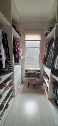 Imagem Casa com 3 Quartos à Venda, 300 m² em Loteamento Residencial Tiradentes - Poços De Caldas Imagem Casa com 3 Quartos à Venda, 300 m² em Loteamento Residencial Tiradentes - Poços De Caldas