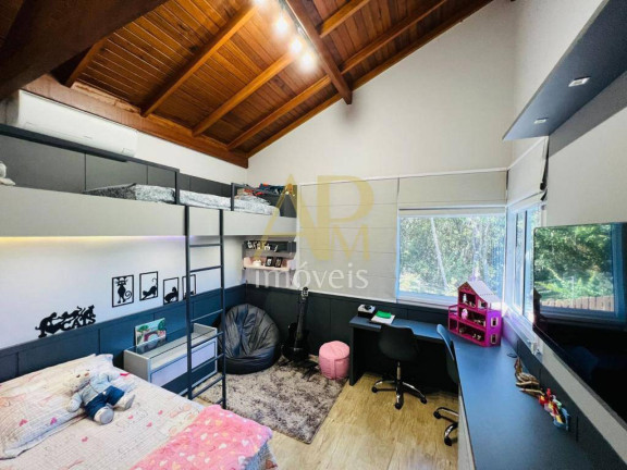 Imagem Casa com 3 Quartos à Venda, 364 m² em Pedra Branca - Palhoça Imagem Casa com 3 Quartos à Venda, 364 m² em Pedra Branca - Palhoça