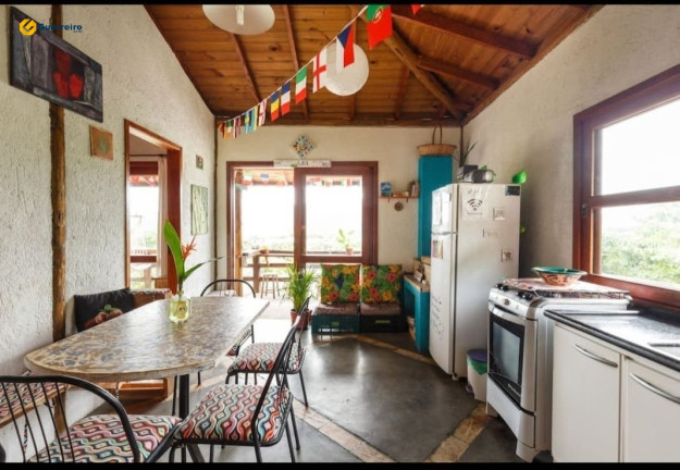 Imagem Casa com 5 Quartos à Venda, 175 m² em Barra Da Lagoa - Florianópolis Imagem Casa com 5 Quartos à Venda, 175 m² em Barra Da Lagoa - Florianópolis
