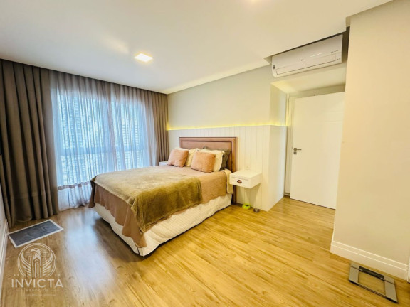 Imagem Apartamento com 3 Quartos à Venda, 126 m² em Centro - Balneário Camboriú Imagem Apartamento com 3 Quartos à Venda, 126 m² em Centro - Balneário Camboriú