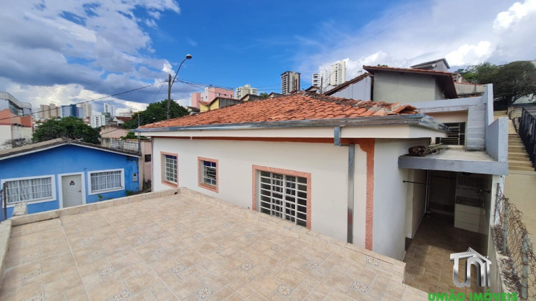 Imagem Casa com 3 Quartos à Venda, 124 m² em Centro - Bragança Paulista Imagem Casa com 3 Quartos à Venda, 124 m² em Centro - Bragança Paulista