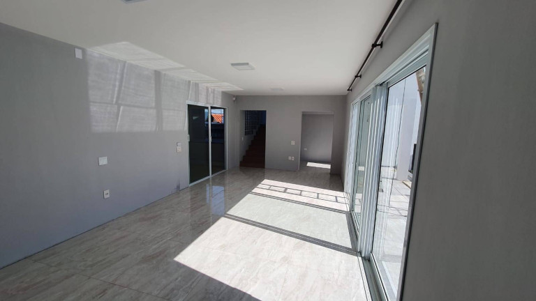 Imagem Casa com 3 Quartos à Venda, 366 m² em Centro - Caieiras