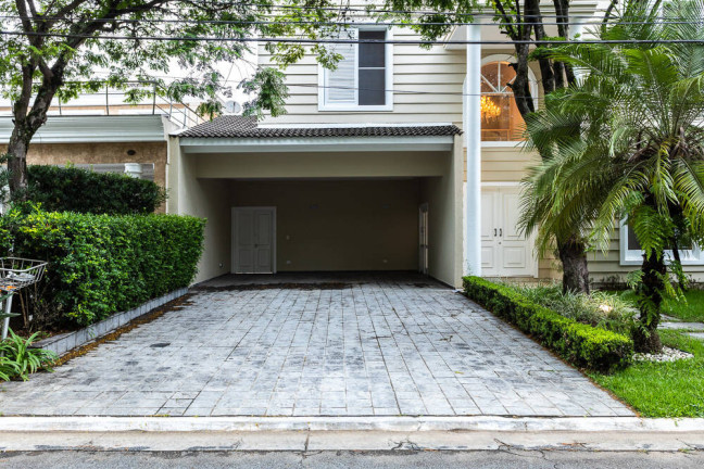 Casa com 4 Quartos para Alugar, 403 m² em Alphaville - Santana De Parnaíba