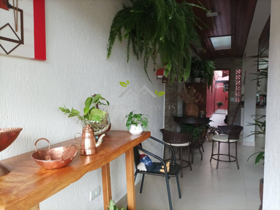 Imagem Casa com 3 Quartos à Venda, 252 m² em Vila Isabela - Campos Do Jordão Imagem Casa com 3 Quartos à Venda, 252 m² em Vila Isabela - Campos Do Jordão