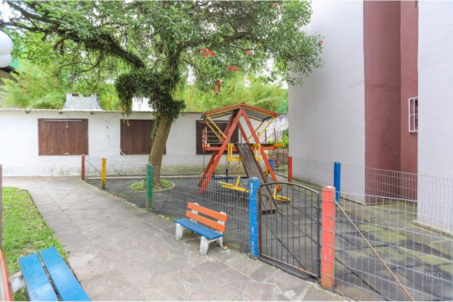 Imagem Imóvel com 2 Quartos à Venda, 46 m² em Cavalhada - Porto Alegre Imagem Imóvel com 2 Quartos à Venda, 46 m² em Cavalhada - Porto Alegre
