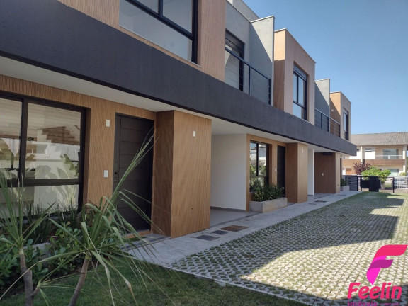 Imagem Casa com 3 Quartos à Venda, 123 m² em Campeche - Florianópolis Imagem Casa com 3 Quartos à Venda, 123 m² em Campeche - Florianópolis