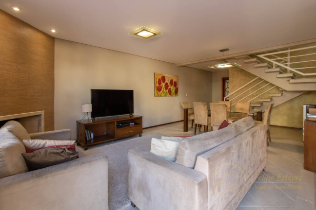 Imagem Casa com 4 Quartos à Venda, 202 m² em Portal Dos Gramados - Guarulhos Imagem Casa com 4 Quartos à Venda, 202 m² em Portal Dos Gramados - Guarulhos