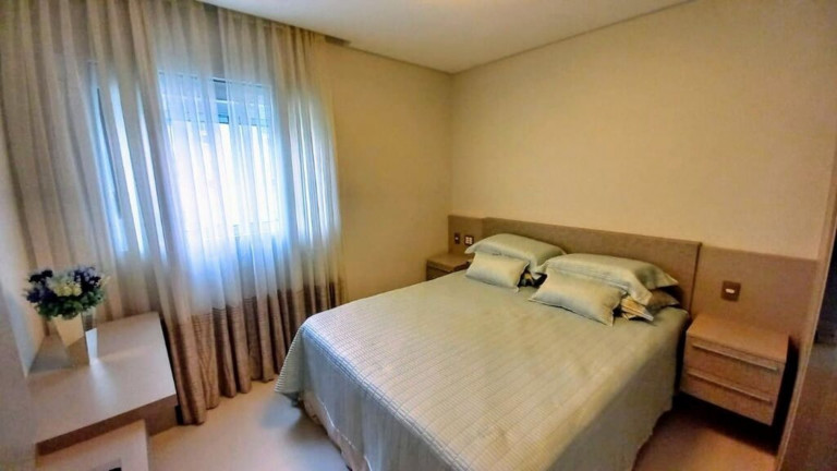 Imagem Imóvel com 3 Quartos à Venda, 155 m² em Centro - Balneário Camboriú Imagem Imóvel com 3 Quartos à Venda, 155 m² em Centro - Balneário Camboriú