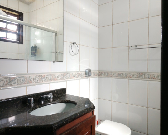 Imagem Casa com 3 Quartos à Venda,  em Bom Retiro - Joinville
