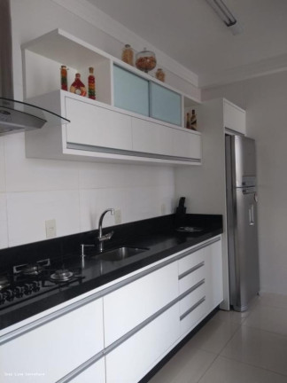 Imagem Apartamento com 3 Quartos para Temporada, 140 m² em Meia Praia - Itapema Imagem Apartamento com 3 Quartos para Temporada, 140 m² em Meia Praia - Itapema
