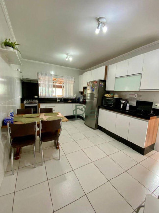 Imagem Casa com 3 Quartos à Venda, 210 m² em Vila D'este - Cotia Imagem Casa com 3 Quartos à Venda, 210 m² em Vila D'este - Cotia