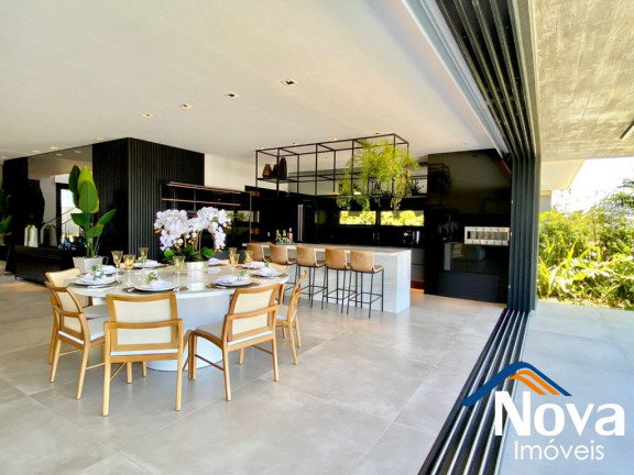 Imagem Imóvel à Venda, 470 m² em Centro - Xangri-lá Imagem Imóvel à Venda, 470 m² em Centro - Xangri-lá