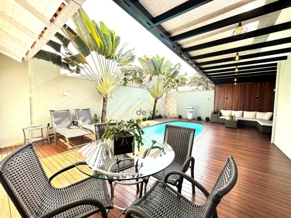 Imagem Casa com 4 Quartos à Venda, 284 m² em Iririú - Joinville Imagem Casa com 4 Quartos à Venda, 284 m² em Iririú - Joinville