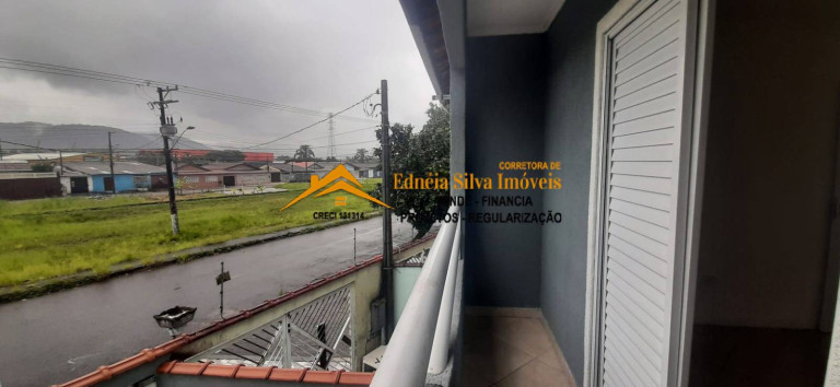 Imagem Sobrado com 2 Quartos à Venda,  em Jardim Praia Grande - Mongaguá