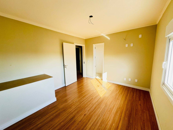 Imagem Casa com 3 Quartos à Venda,  em Porto Alegre