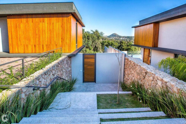 Imagem Casa com 4 Quartos à Venda, 711 m² em Nova Gardênia - Atibaia Imagem Casa com 4 Quartos à Venda, 711 m² em Nova Gardênia - Atibaia