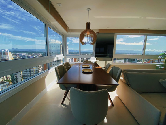 Apartamento com 3 Quartos à Venda, 130 m² em Predial - Torres