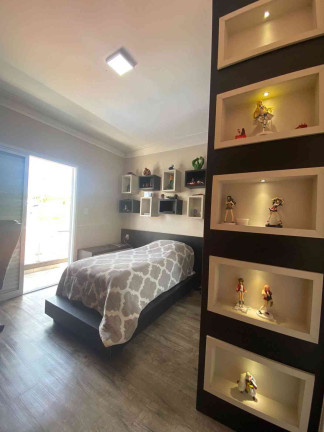 Imagem Casa com 4 Quartos à Venda, 300 m² em Brisas - Mogi Das Cruzes Imagem Casa com 4 Quartos à Venda, 300 m² em Brisas - Mogi Das Cruzes