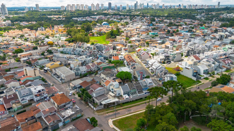 Imagem Terreno à Venda, 215 m² em Campo Comprido - Curitiba Imagem Terreno à Venda, 215 m² em Campo Comprido - Curitiba