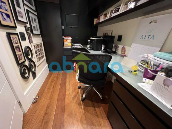 Imagem Casa com 5 Quartos à Venda, 800 m² em Botafogo - Rio De Janeiro Imagem Casa com 5 Quartos à Venda, 800 m² em Botafogo - Rio De Janeiro