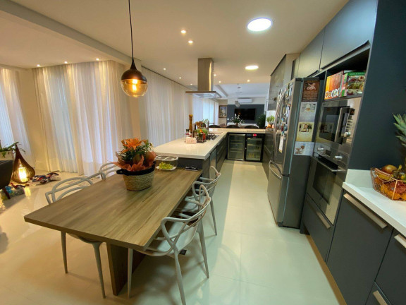Imagem Casa com 5 Quartos para Temporada, 280 m² em Jurerê - Florianópolis
