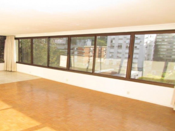 Imagem Imóvel com 4 Quartos à Venda, 184 m² em Rio Branco - Porto Alegre Imagem Imóvel com 4 Quartos à Venda, 184 m² em Rio Branco - Porto Alegre