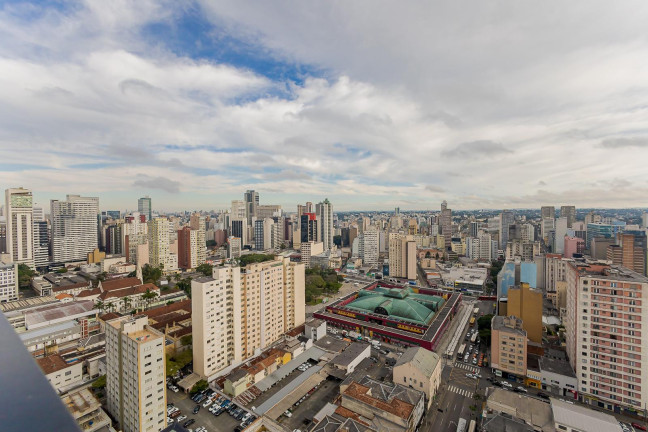 Imagem Kitnet com 1 Quarto à Venda, 29 m² em Centro - Curitiba Imagem Kitnet com 1 Quarto à Venda, 29 m² em Centro - Curitiba