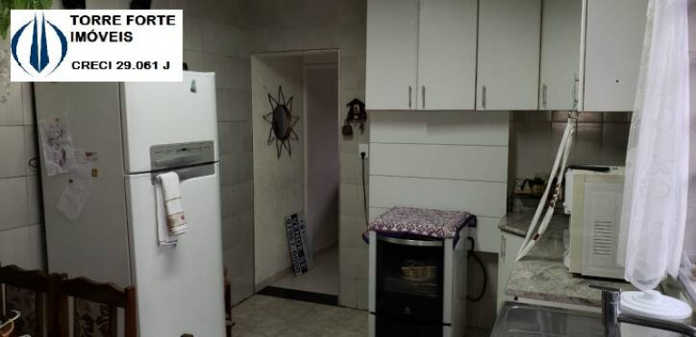 Imagem Casa com 3 Quartos à Venda, 180 m² em Jardim Vila Galvão - Guarulhos Imagem Casa com 3 Quartos à Venda, 180 m² em Jardim Vila Galvão - Guarulhos