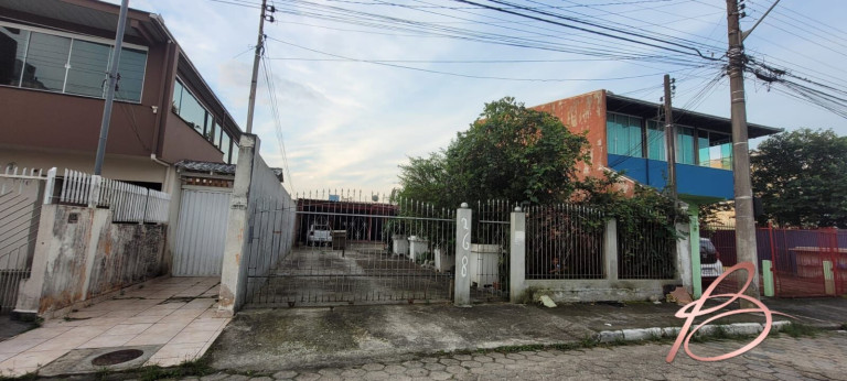 Terreno à Venda, 380 m² em São João - Itajaí