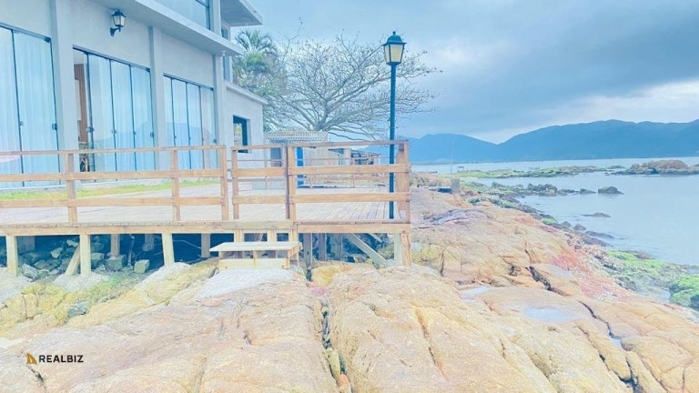 Imagem Casa com 4 Quartos à Venda, 500 m² em Guaporanga - Biguaçu Imagem Casa com 4 Quartos à Venda, 500 m² em Guaporanga - Biguaçu
