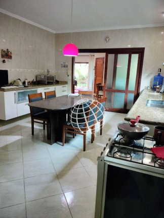 Imagem Casa com 4 Quartos à Venda, 330 m² em Vila Petrópolis - Atibaia Imagem Casa com 4 Quartos à Venda, 330 m² em Vila Petrópolis - Atibaia
