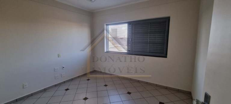 Imagem Casa com 3 Quartos à Venda, 156 m² em Campos Eliseos - Ribeirão Preto Imagem Casa com 3 Quartos à Venda, 156 m² em Campos Eliseos - Ribeirão Preto