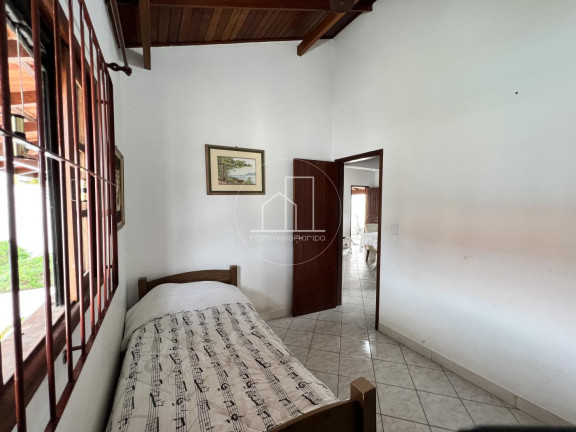 Imagem Casa com 3 Quartos à Venda, 440 m² em São João Do Rio Vermelho - Florianópolis