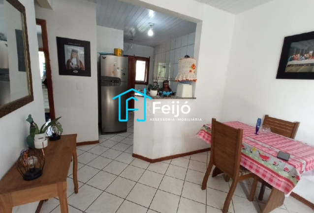 Imagem Casa com 2 Quartos à Venda, 51 m² em Hípica - Porto Alegre Imagem Casa com 2 Quartos à Venda, 51 m² em Hípica - Porto Alegre