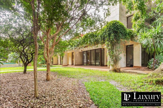 Imagem Casa com 4 Quartos à Venda, 1.019 m² em Alto De Pinheiros - São Paulo Imagem Casa com 4 Quartos à Venda, 1.019 m² em Alto De Pinheiros - São Paulo