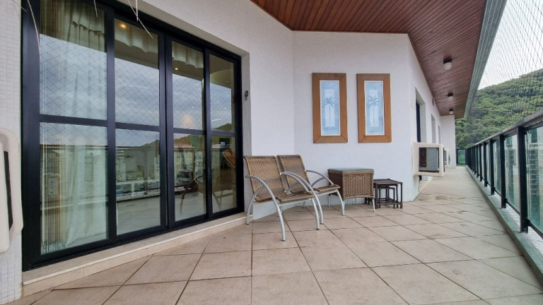 Apartamento com 4 Quartos à Venda, 200 m² em Pitangueiras - Guarujá