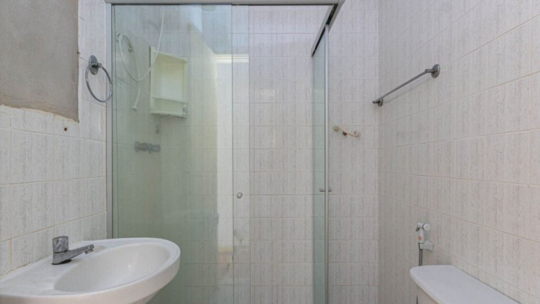 Imagem Imóvel com 1 Quarto à Venda, 40 m² em Catete - Rio De Janeiro Imagem Imóvel com 1 Quarto à Venda, 40 m² em Catete - Rio De Janeiro