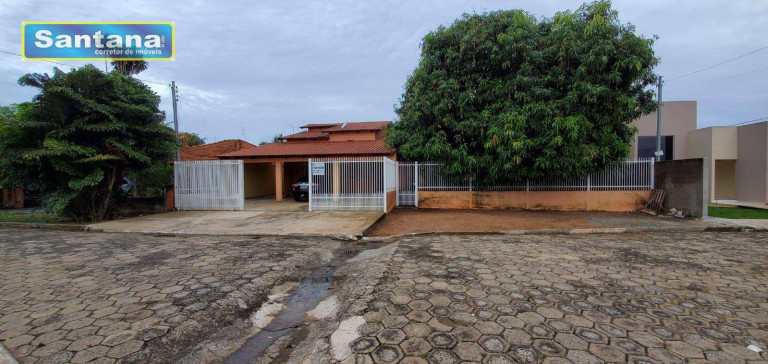 Imagem Casa com 3 Quartos à Venda, 160 m² em Jardim Metodista - Caldas Novas Imagem Casa com 3 Quartos à Venda, 160 m² em Jardim Metodista - Caldas Novas