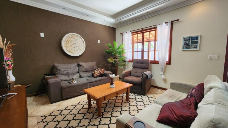 Imagem Casa com 4 Quartos à Venda, 152 m² em Fazendinha - Teresópolis Imagem Casa com 4 Quartos à Venda, 152 m² em Fazendinha - Teresópolis