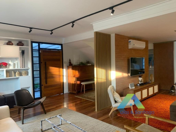 Imagem Sobrado com 3 Quartos à Venda, 260 m² em Indianópolis - São Paulo Imagem Sobrado com 3 Quartos à Venda, 260 m² em Indianópolis - São Paulo