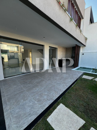 Imagem Casa com 4 Quartos à Venda, 247 m² em Vargem Pequena - Rio De Janeiro