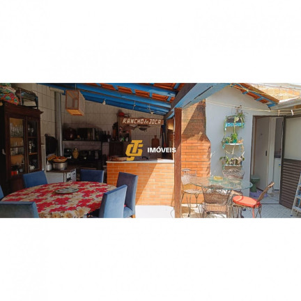 Imagem Casa com 2 Quartos à Venda, 65 m² em Centro - Camboriú Imagem Casa com 2 Quartos à Venda, 65 m² em Centro - Camboriú
