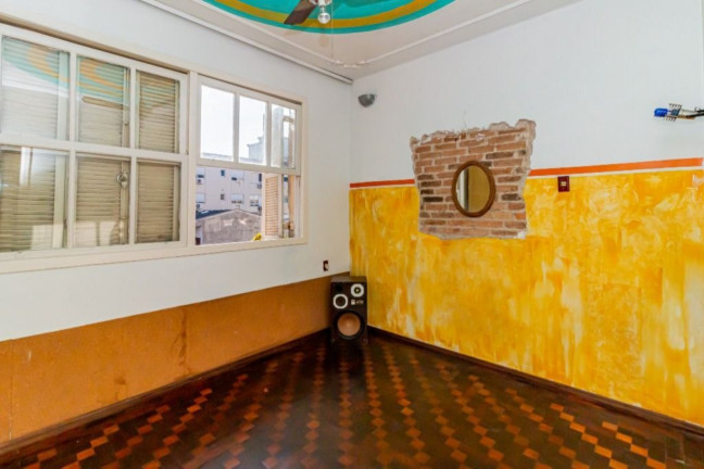 Imagem Imóvel com 2 Quartos à Venda, 64 m² em Petrópolis - Porto Alegre Imagem Imóvel com 2 Quartos à Venda, 64 m² em Petrópolis - Porto Alegre