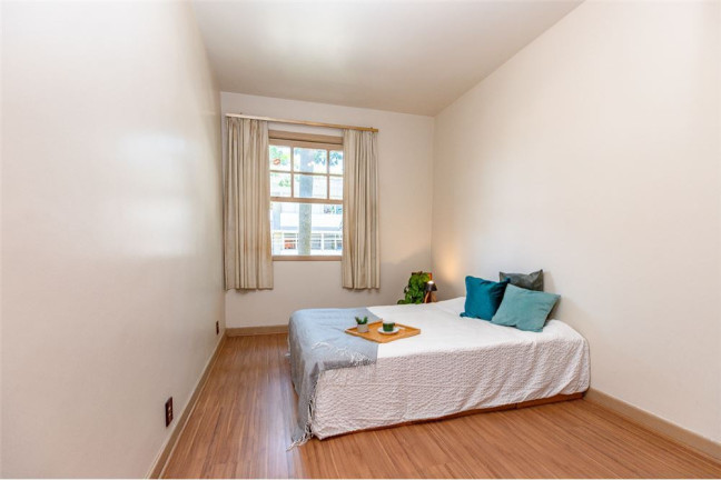 Imagem Casa com 4 Quartos à Venda, em Chácara Santo Antônio (zona Sul) - São Paulo Imagem Casa com 4 Quartos à Venda, em Chácara Santo Antônio (zona Sul) - São Paulo